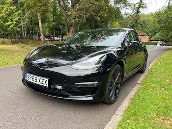 Used Tesla Model 3 2019 for sale - 75890781: Photo