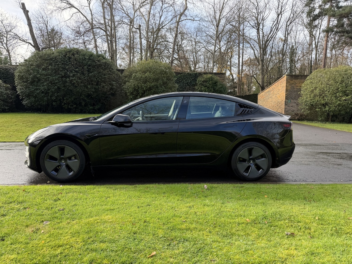 Used Tesla Model 3 2021 for sale - 76281371: Photo 4