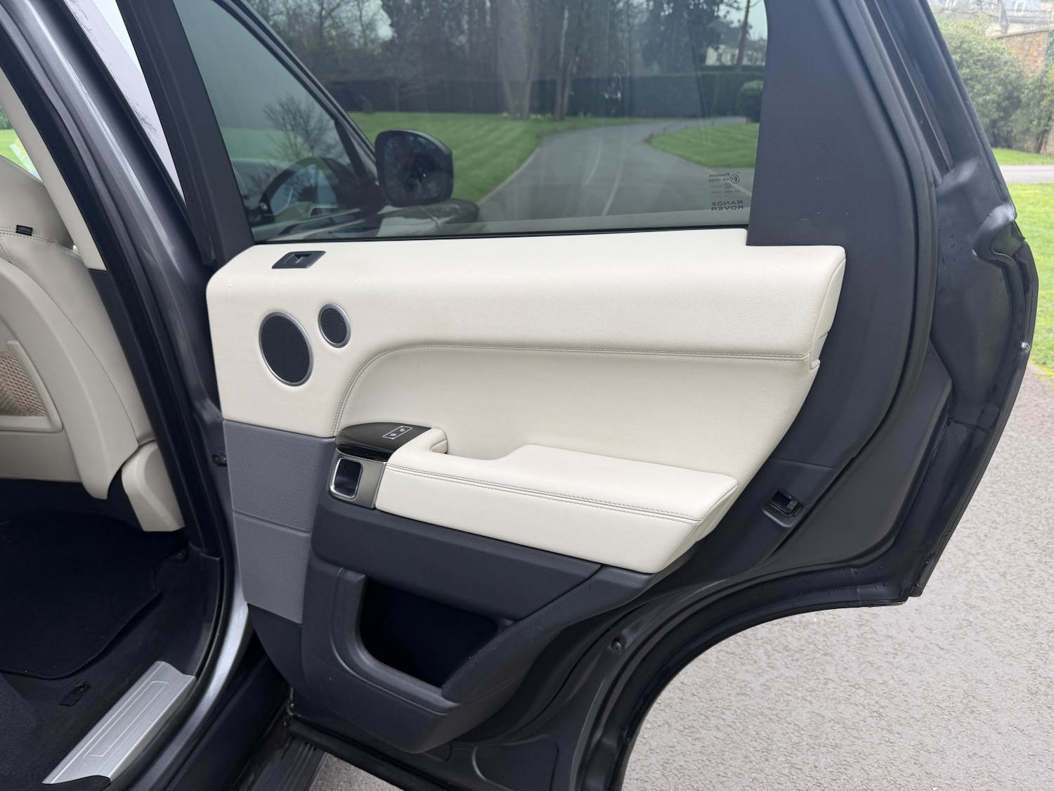 Used Land Rover Range Rover Sport 2015 for sale - 77807118: Photo 27