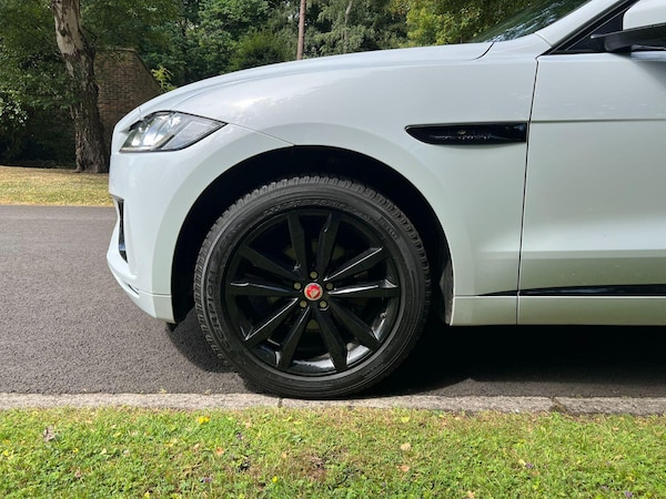 Used Jaguar F-Pace 2020 for sale - 74757451: Photo 10