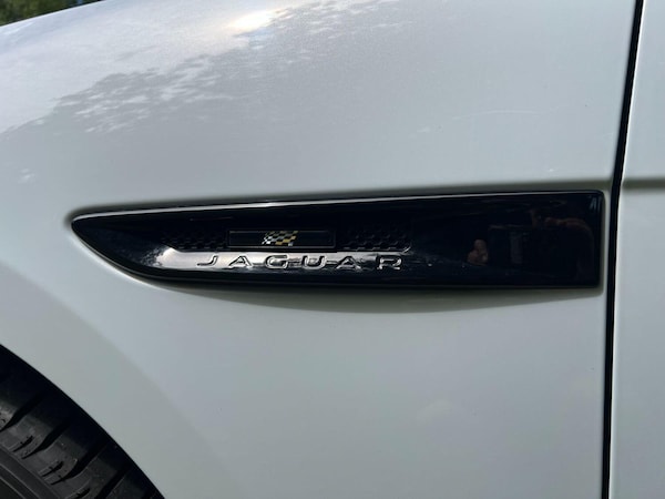 Used Jaguar F-Pace 2020 for sale - 74757451: Photo 15