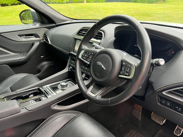 Used Jaguar F-Pace 2020 for sale - 74757451: Photo 25