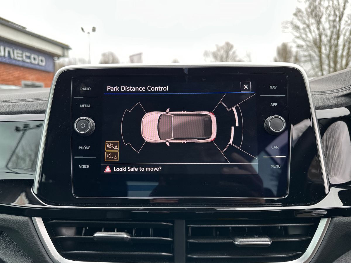 Used Volkswagen T-Roc 2023 for sale - 77512619: Photo 19