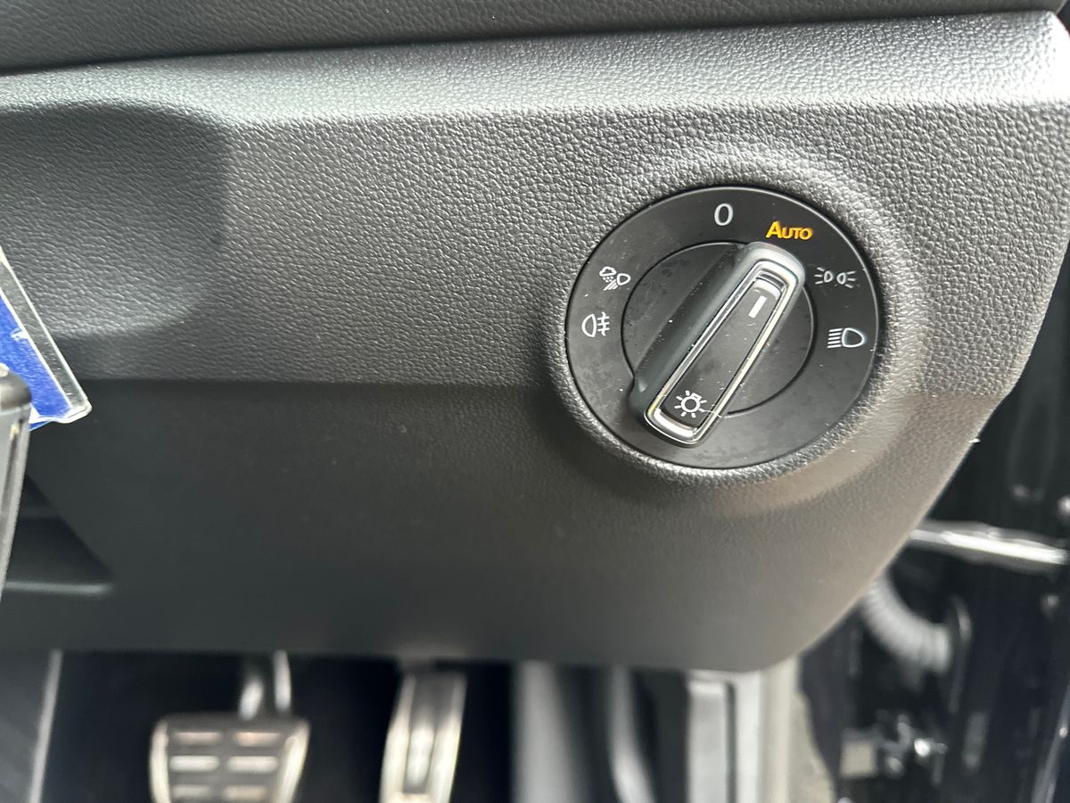 Used Volkswagen T-Roc 2023 for sale - 77512619: Photo 23