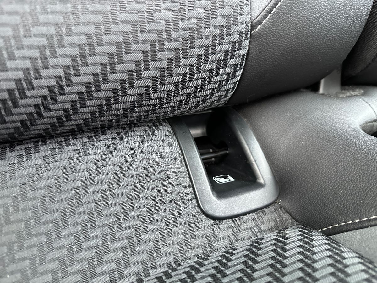 Used Volkswagen T-Roc 2023 for sale - 77512619: Photo 31