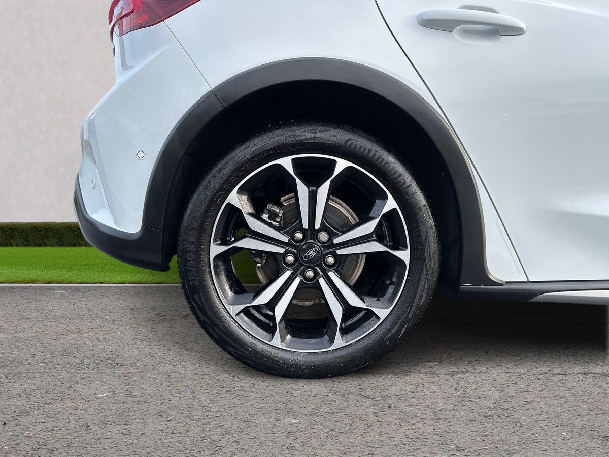 Used Ford Focus 2023 for sale - 77111487: Photo 9