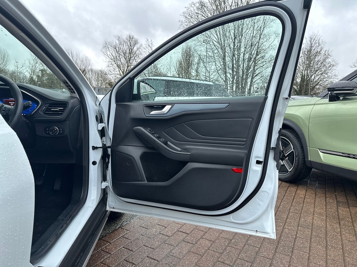 Used Ford Focus 2023 for sale - 77326265: Photo 35