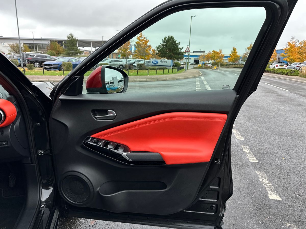 Used Nissan Juke 2022 for sale - 76630341: Photo 35