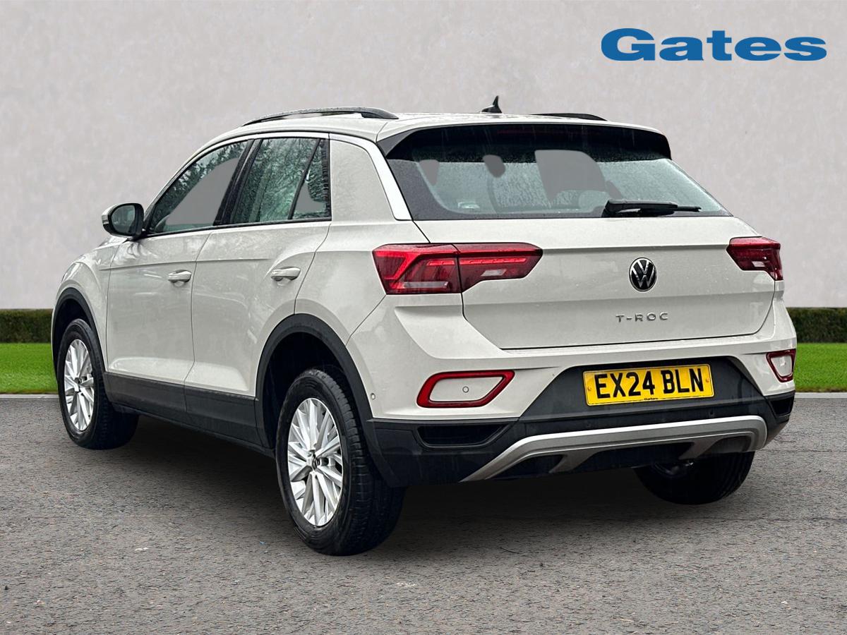 Used Volkswagen T-Roc 2024 for sale - 77786121: Photo 5
