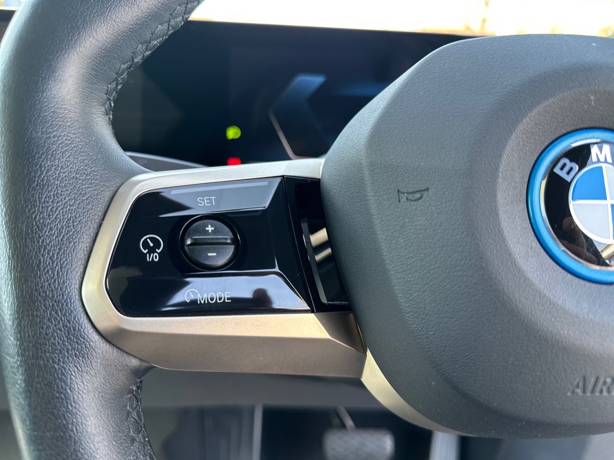 Used BMW iX 2022 for sale - 78172596: Photo 26