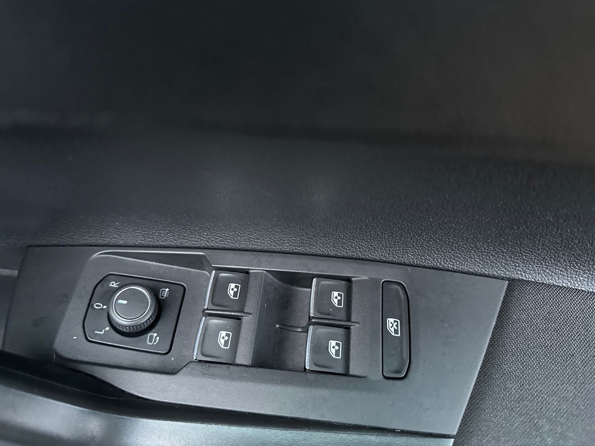 Used Volkswagen Taigo 2023 for sale - 76691394: Photo 25