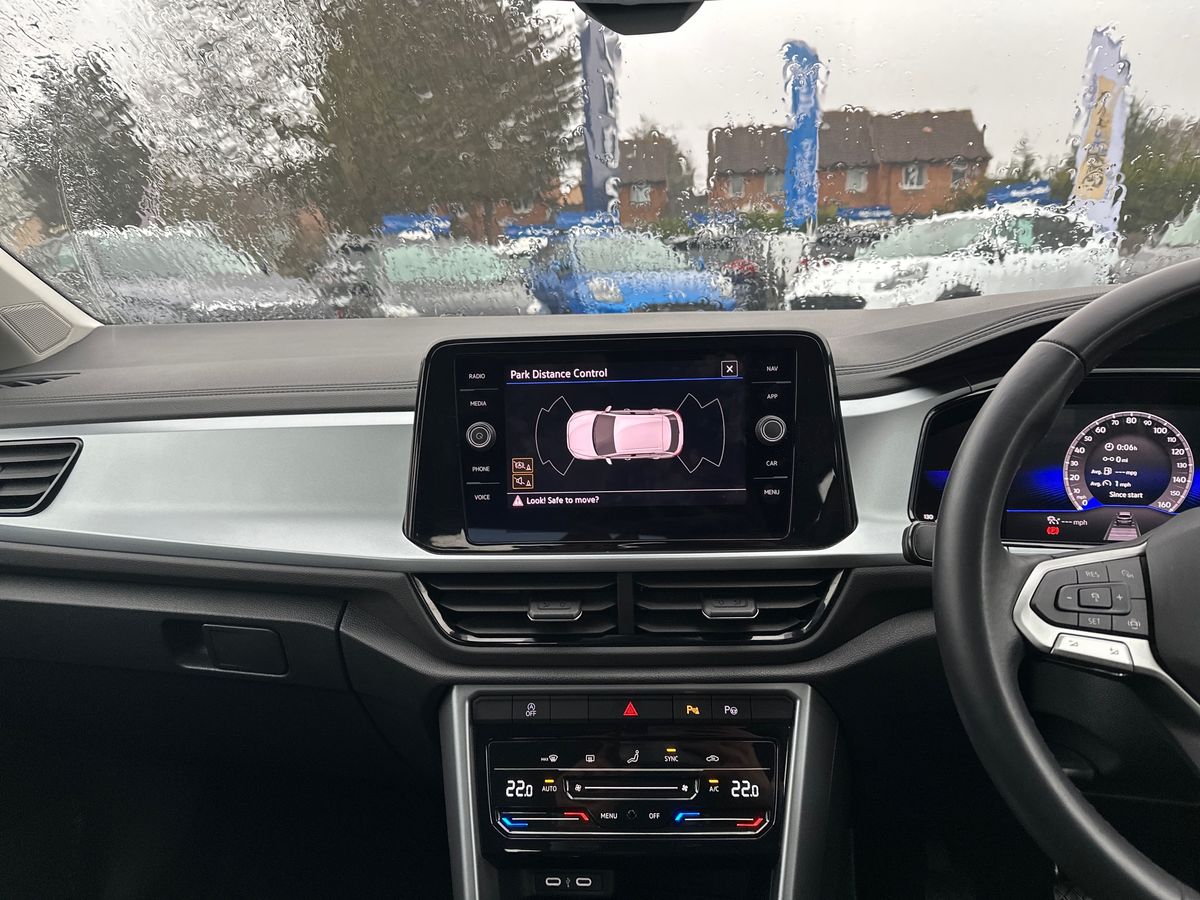 Used Volkswagen T-Roc 2024 for sale - 78108535: Photo 18