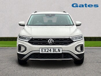 Used Volkswagen T-Roc 2024 for sale - 78108535: Photo