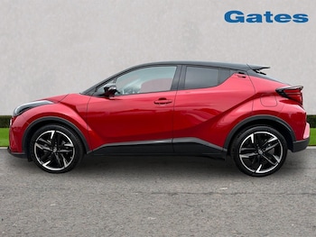Used Toyota C-HR 2023 for sale - 79566186: Photo