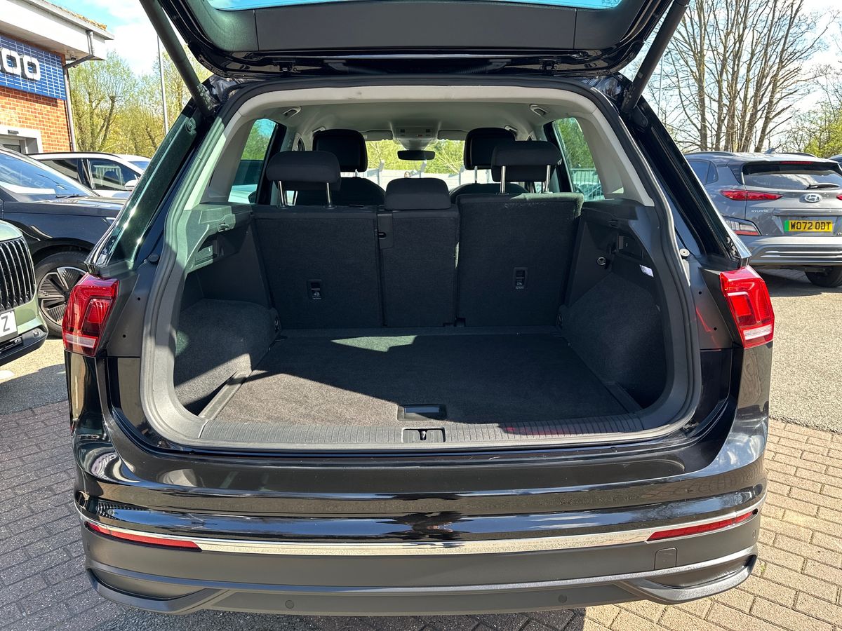 Used Volkswagen Tiguan 2022 for sale - 78158603: Photo 34