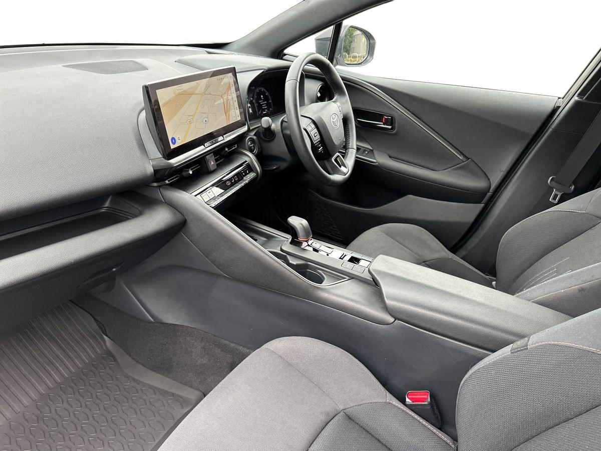 Used Toyota C-HR 2024 for sale - 76272859: Photo 11