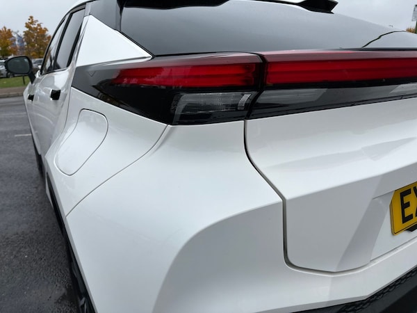 Used Toyota C-HR 2024 for sale - 76272859: Photo 33