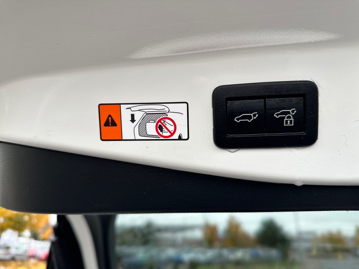 Used Toyota C-HR 2024 for sale - 76272859: Photo 36