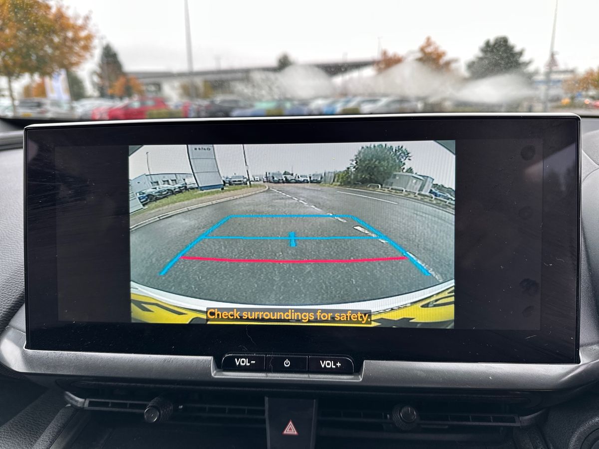 Used Toyota C-HR 2024 for sale - 76272859: Photo 37