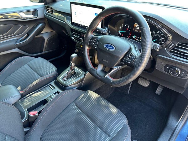 Used Ford Focus 2023 for sale - 76033695: Photo 10