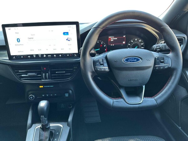 Used Ford Focus 2023 for sale - 76033695: Photo 16