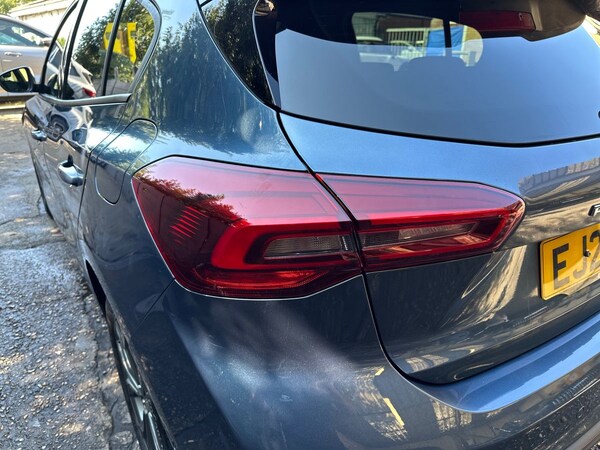 Used Ford Focus 2023 for sale - 76033695: Photo 33