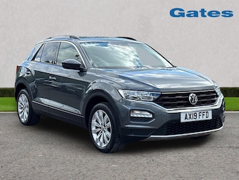 Used Volkswagen T-Roc 2019 for sale - 78336554: Photo