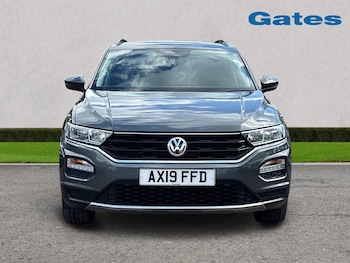 Used Volkswagen T-Roc 2019 for sale - 78336554: Photo