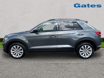 Used Volkswagen T-Roc 2019 for sale - 78336554: Photo