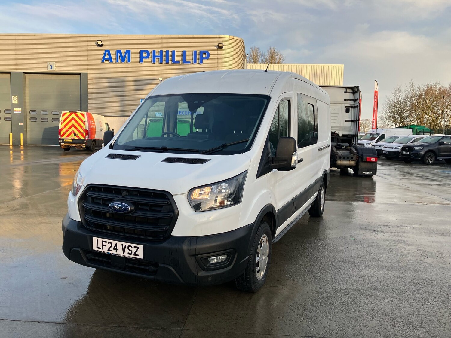 Used Ford Transit 2024 for sale - 77368056: Photo 3