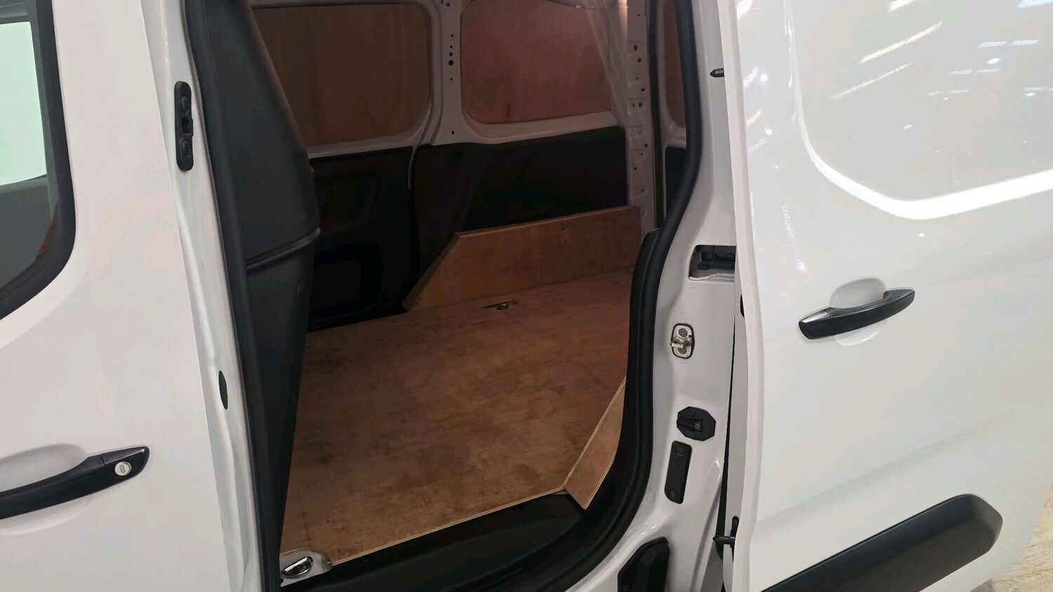 Used Citroen Berlingo 2023 for sale - 77831861: Photo 10