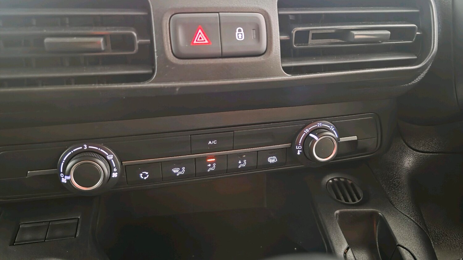 Used Citroen Berlingo 2023 for sale - 77831861: Photo 19