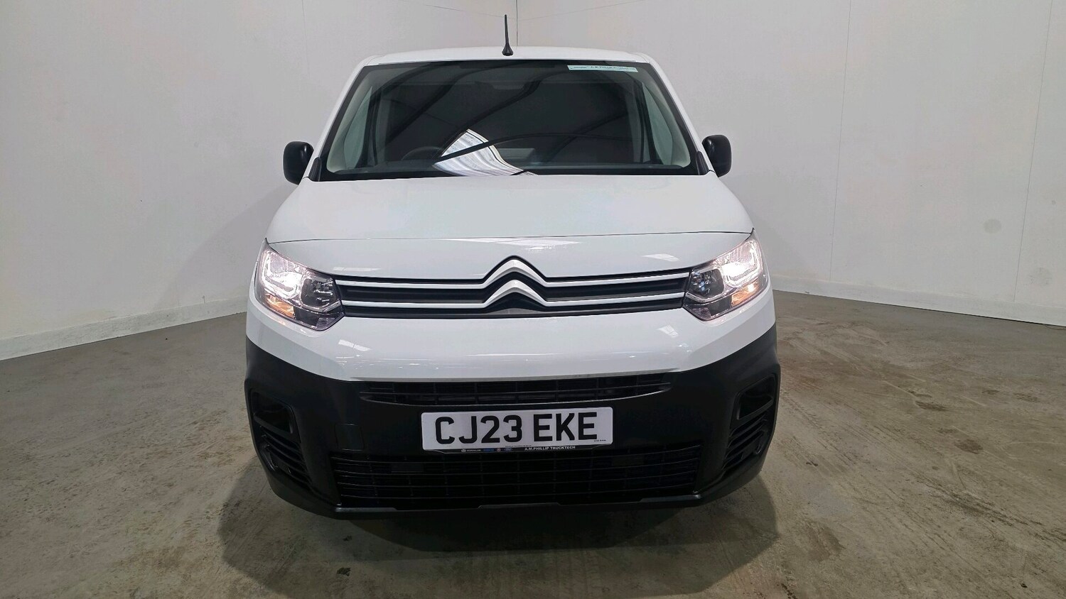 Used Citroen Berlingo 2023 for sale - 77831861: Photo 5