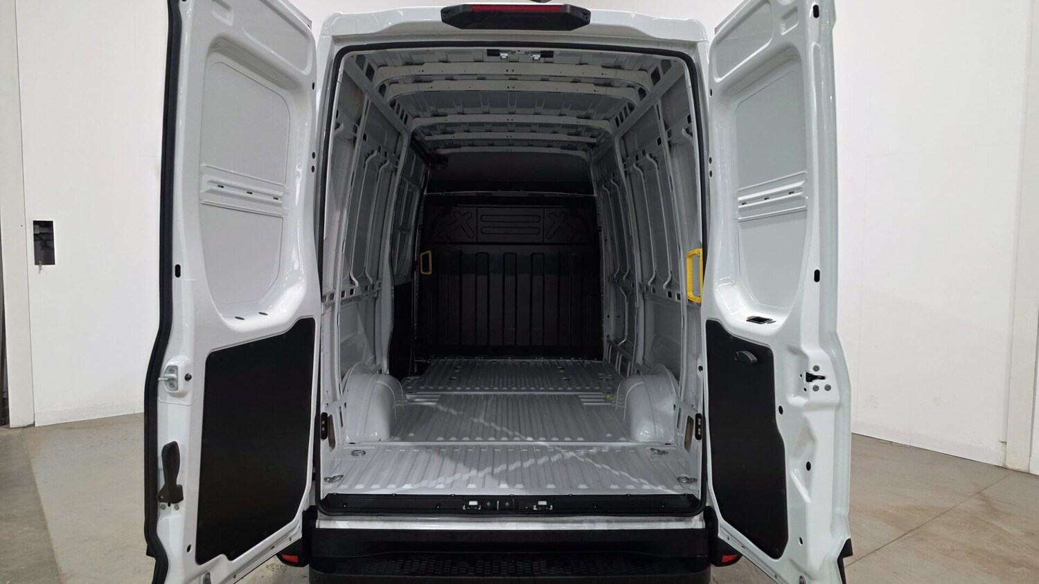 Used Iveco Daily for sale - 78012861: Photo 8