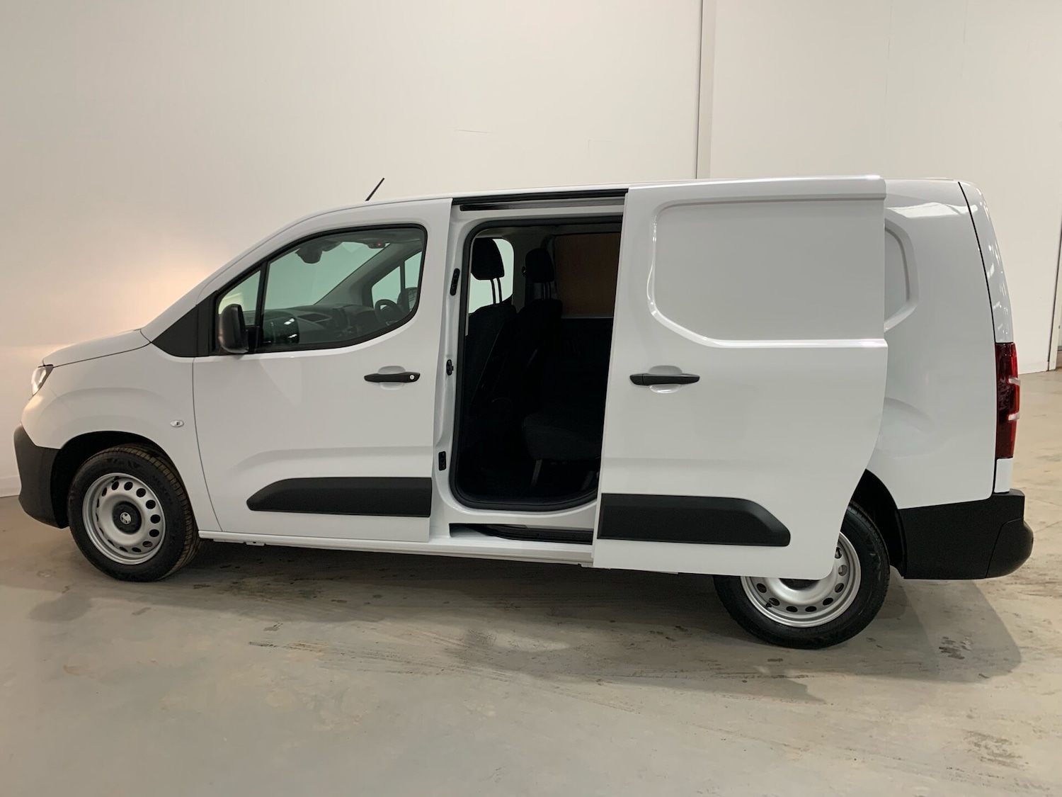Used Vauxhall Combo 2025 for sale - 76263338: Photo 12