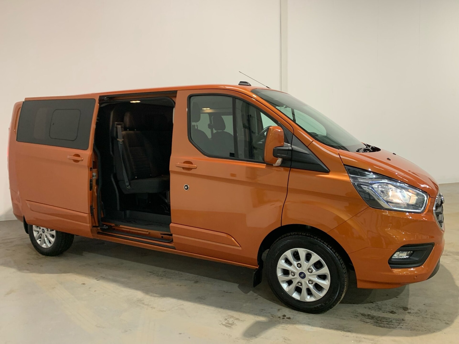 Used Ford Transit Custom 2022 for sale - 76576685: Photo 4