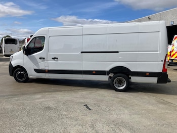 Used Renault Master 2021 for sale - 79545560: Photo