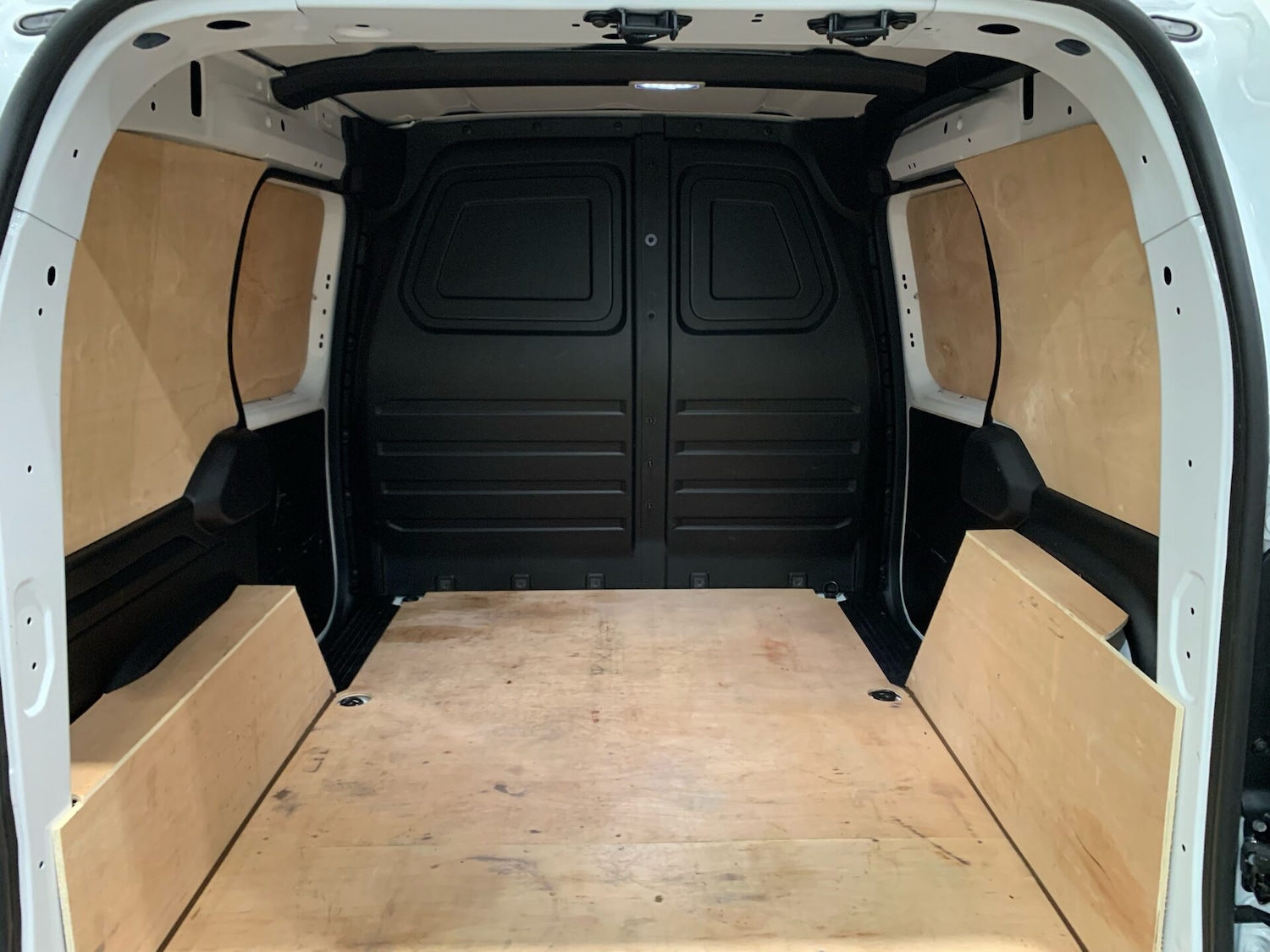 Used Renault Kangoo 2024 for sale - 76904479: Photo 9