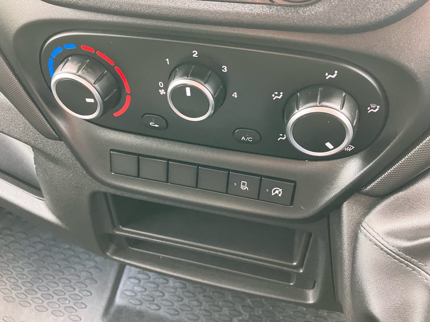 Used Iveco Daily 2024 for sale - 76694463: Photo 10