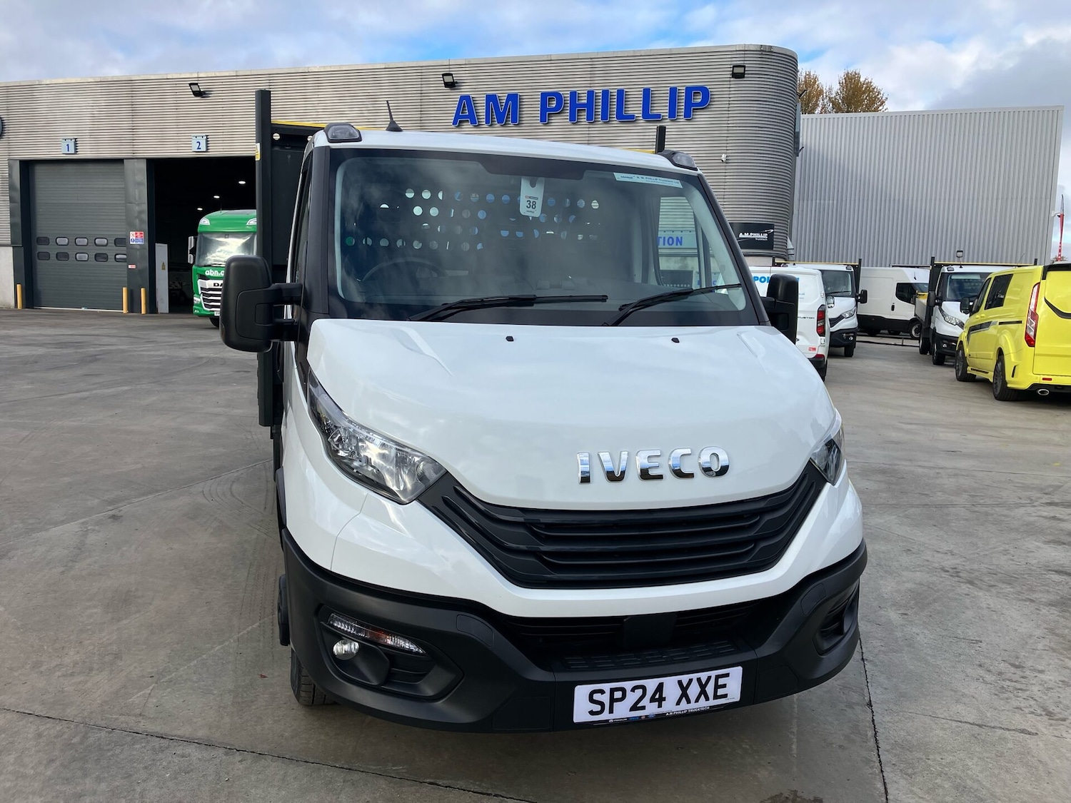 Used Iveco Daily 2024 for sale - 76694463: Photo 2