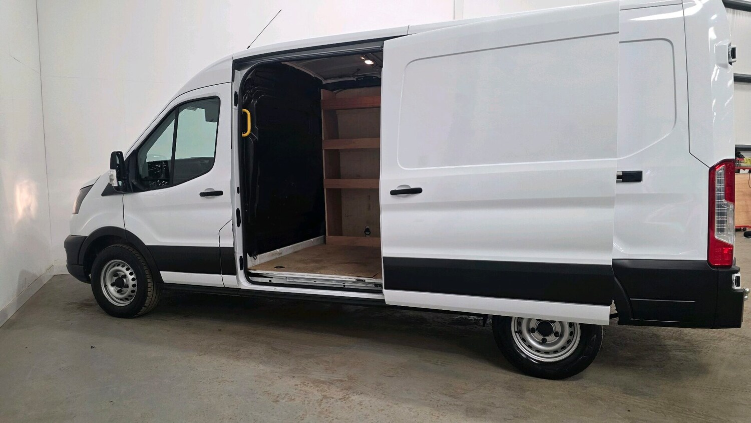 Used Ford Transit 2023 for sale - 77744473: Photo 17