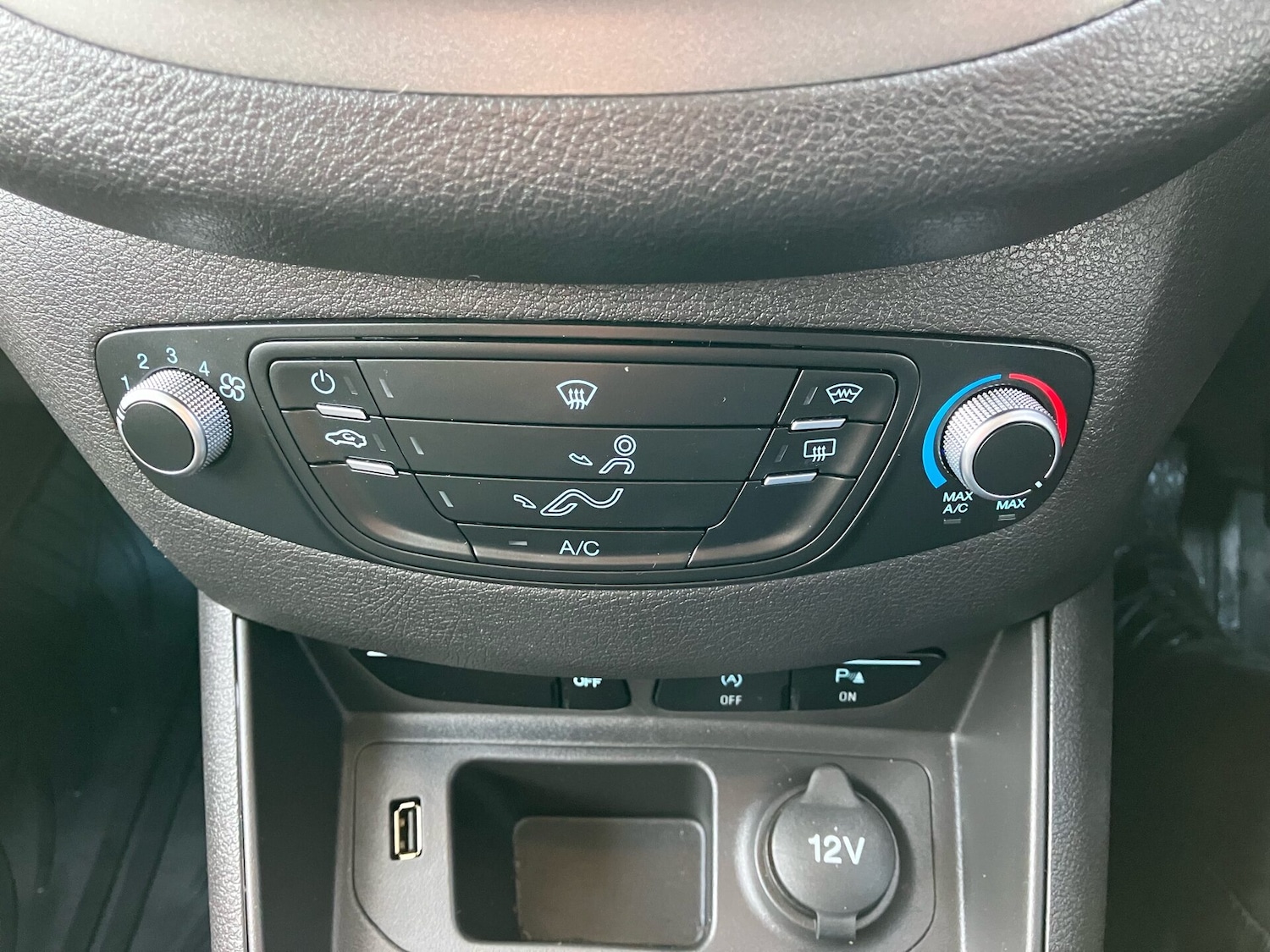 Used Ford Transit Courier 2023 for sale - 77241448: Photo 13