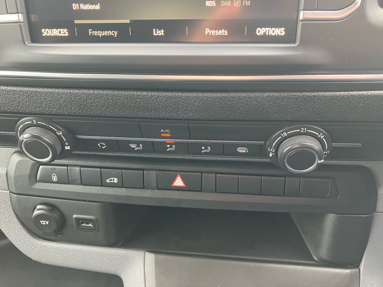 Used Vauxhall Vivaro 2022 for sale - 76428831: Photo 17