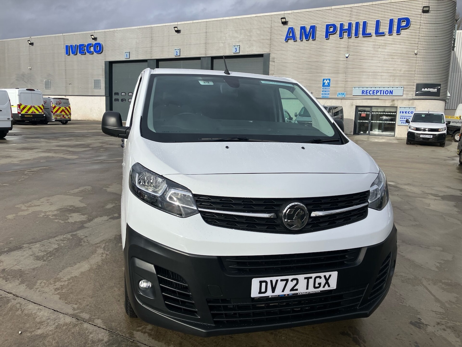 Used Vauxhall Vivaro 2022 for sale - 76428831: Photo 2