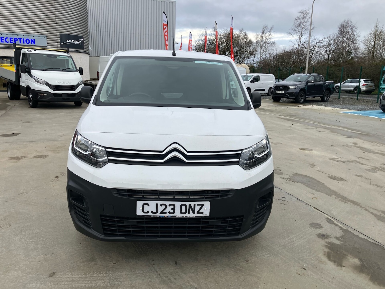 Used Citroen Berlingo 2023 for sale - 77365448: Photo 2