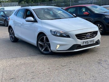 Used Volvo V40 2015 for sale - 79659069: Photo