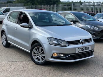 Used Volkswagen Polo 2015 for sale - 79659090: Photo