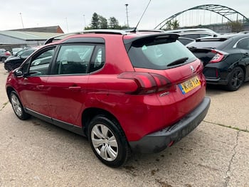 Used Peugeot 2008 2018 for sale - 79659047: Photo