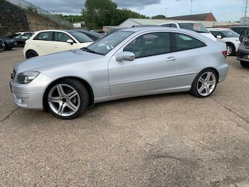 Used Mercedes-Benz CLC Class 2010 for sale - 79659089: Photo