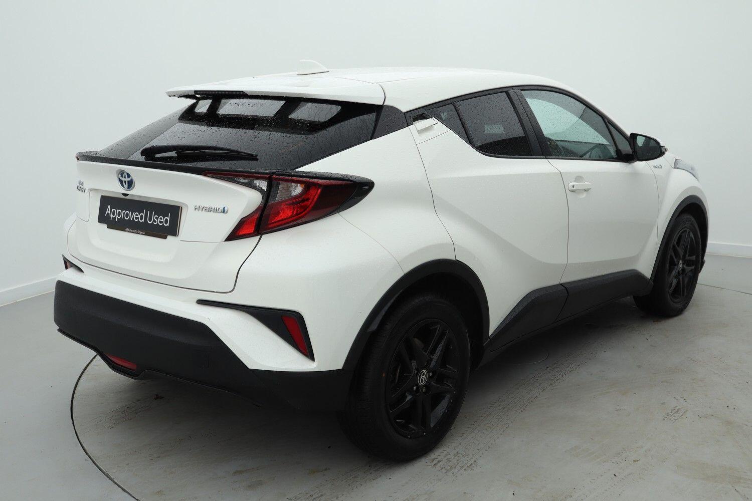 Used Toyota C-HR 2021 for sale - 76680908: Photo 2